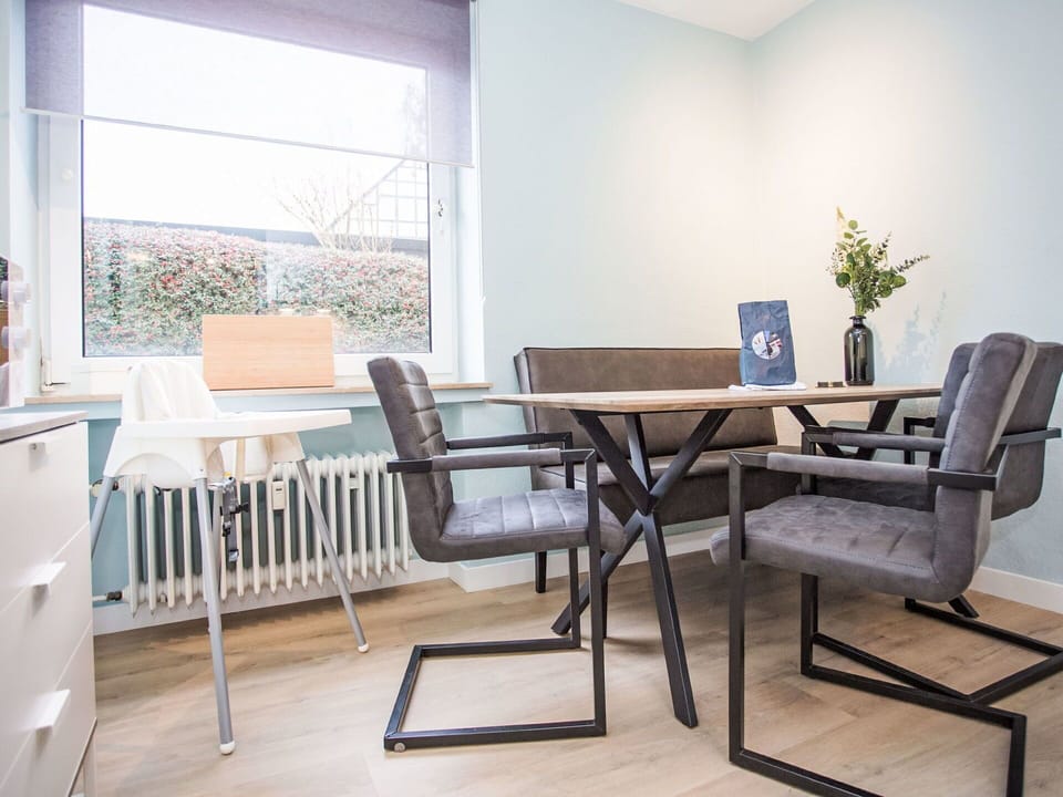 Furniture, Flooring, Interior Design, Floor, Wood, Chair, Wood Flooring, Lighting, Table, Room