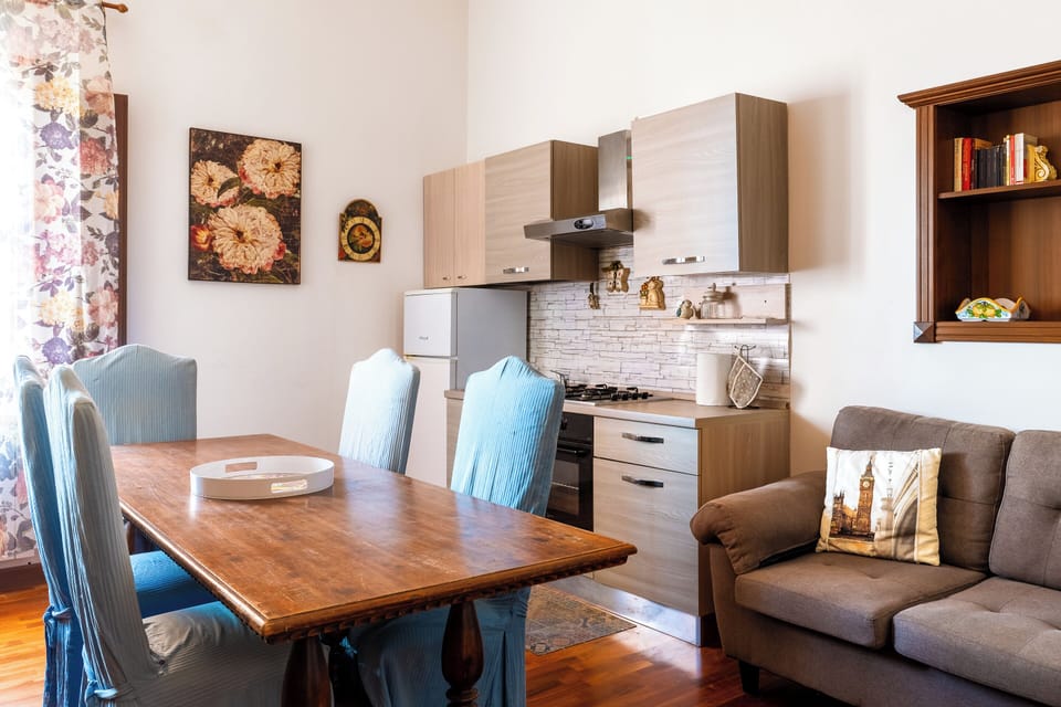 Classic Duplex, Sea View | Private kitchen | Full-size fridge, espresso maker, electric kettle