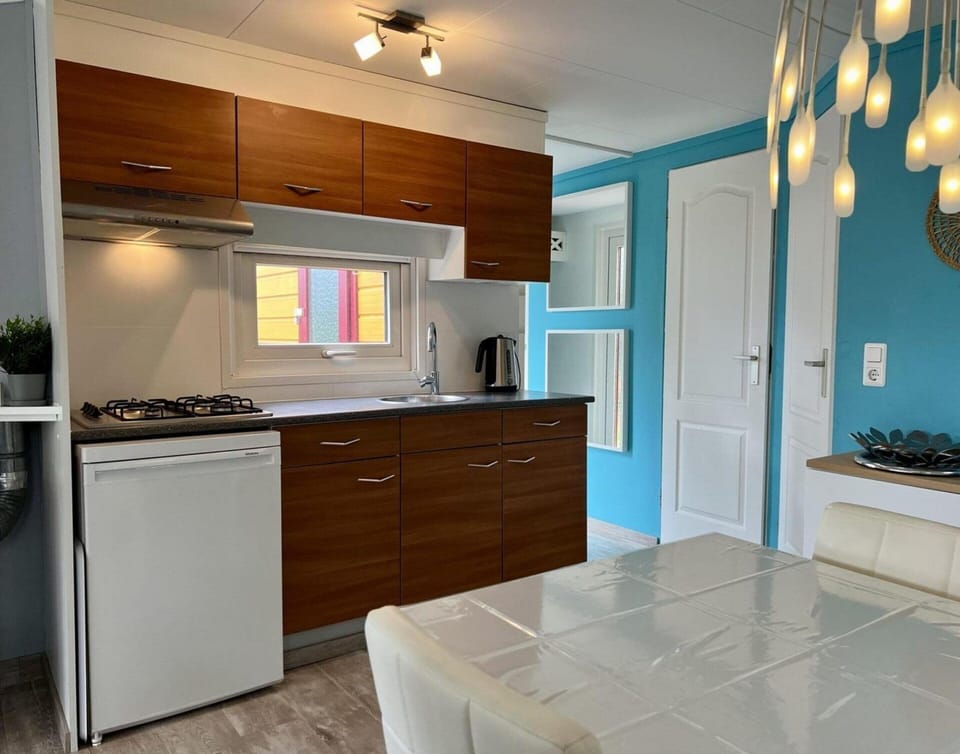 House | Private kitchen | Highchair