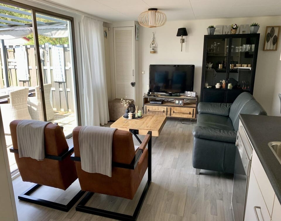 House | 2 bedrooms, individually furnished
