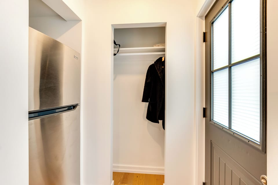 Apartment (0 Bedroom) | Interior