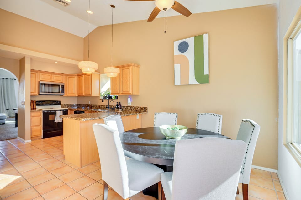 House (3 Bedrooms) | Interior