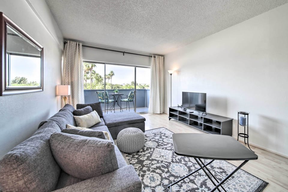 Apartment (1 Bedroom) | Interior