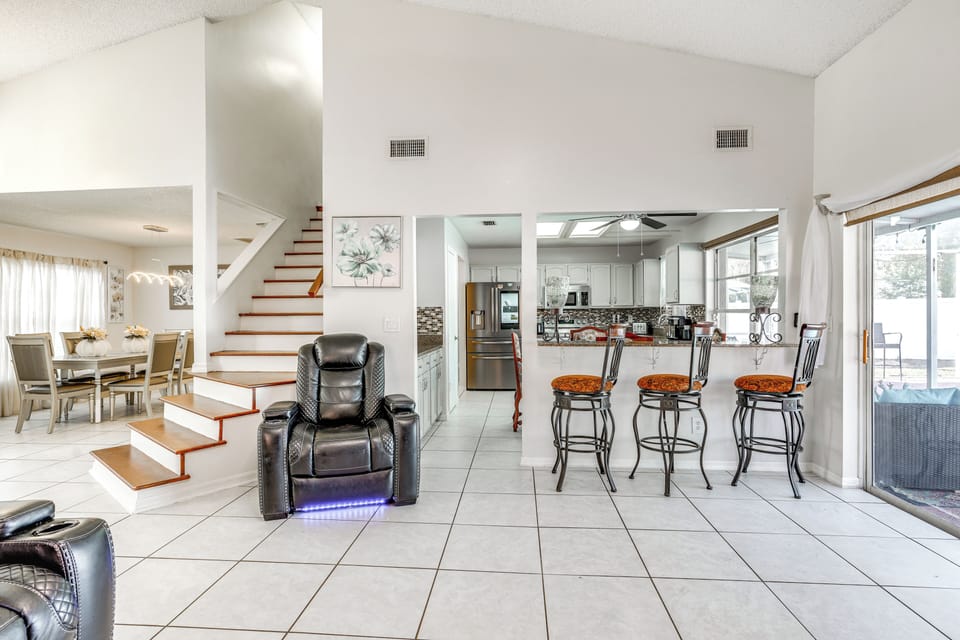 House (4 Bedrooms) | Interior