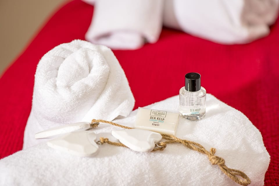 Bathroom amenities