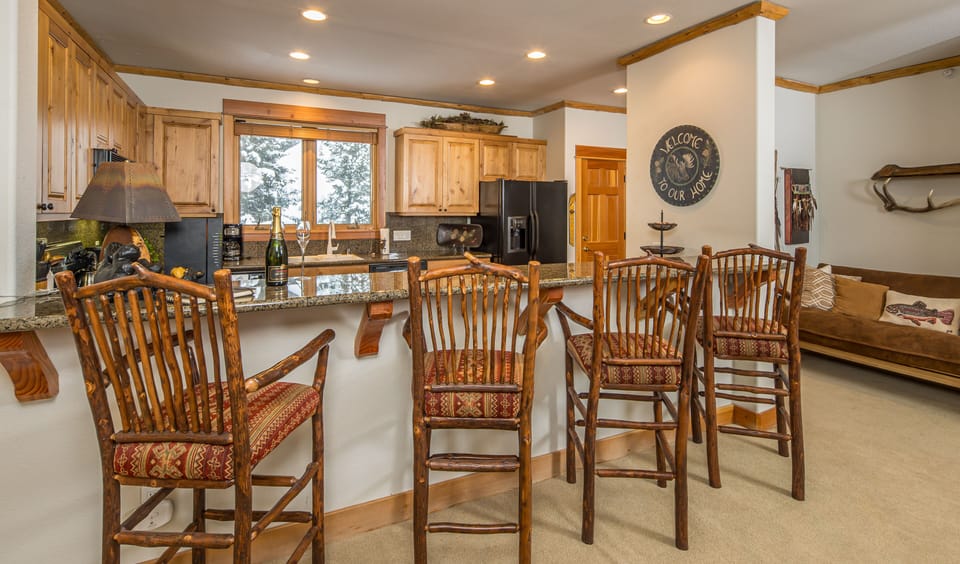Bar Top with Seating for 4
