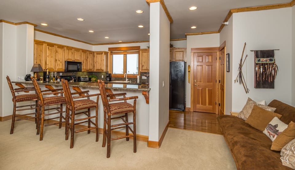 Kitchen and 4 Top Bar