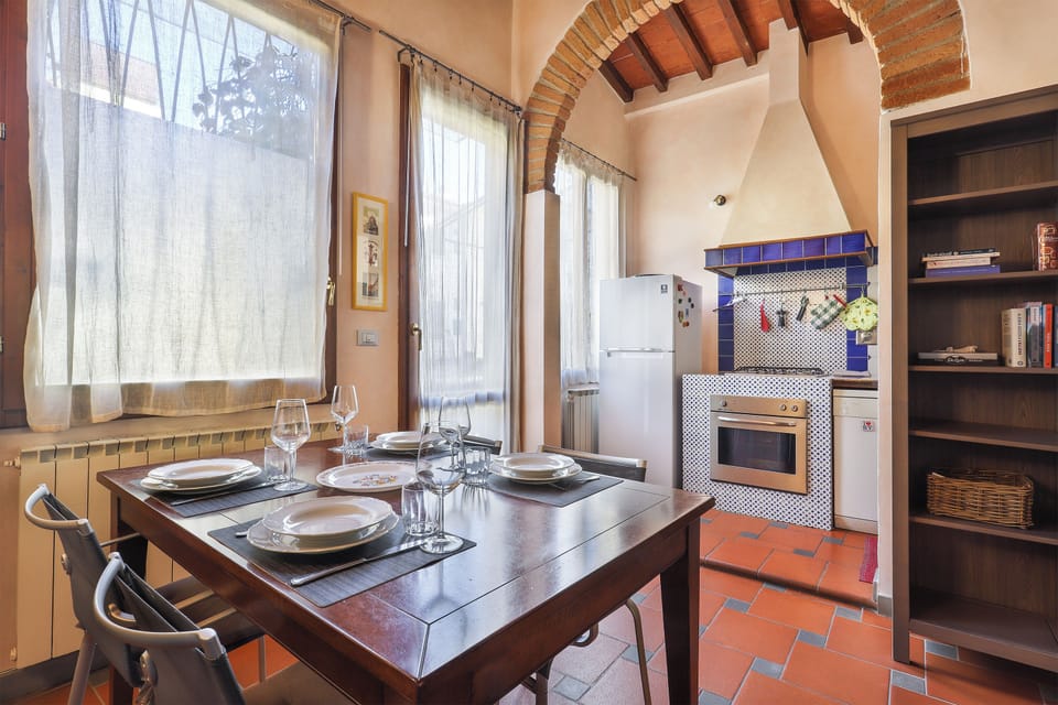 Classic Apartment | Living area | Flat-screen TV