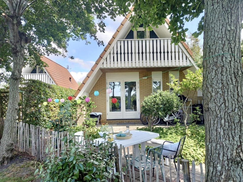 House | Outdoor dining