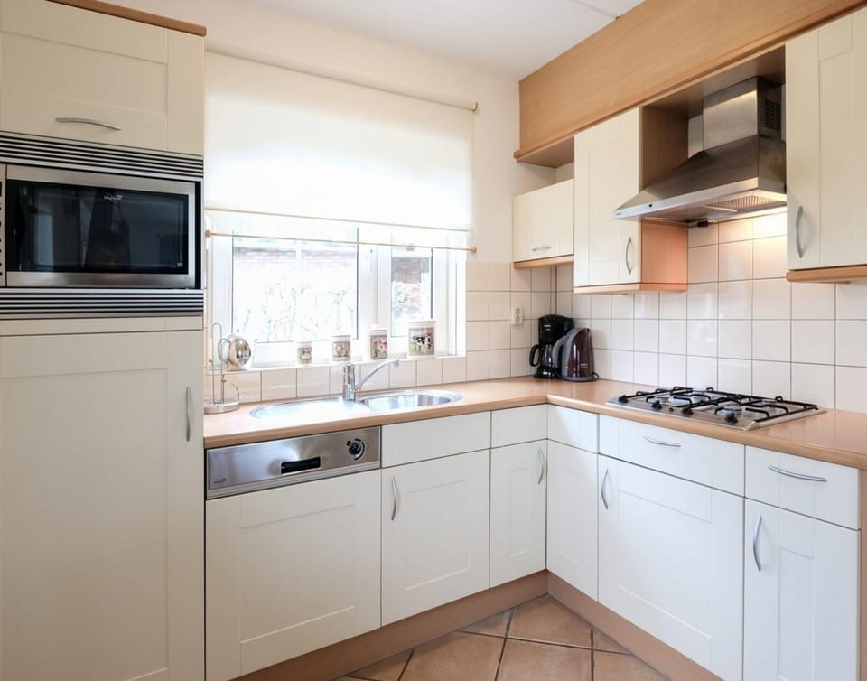 House | Private kitchen | Highchair