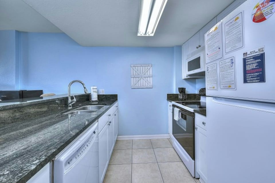 A fully stocked kitchen makes meal preparation a breeze.