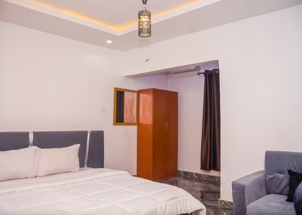 Superior Suite | Desk, free WiFi