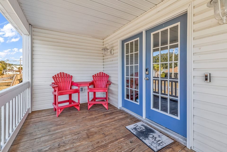 Seating Area in the Front of the House