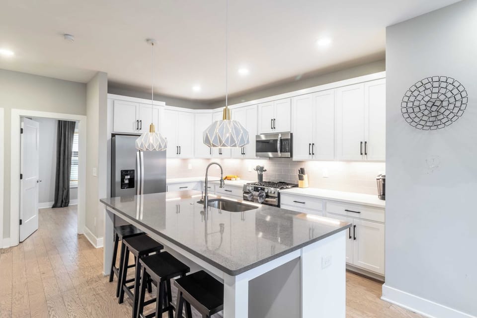 House (4 Bedrooms) | Interior