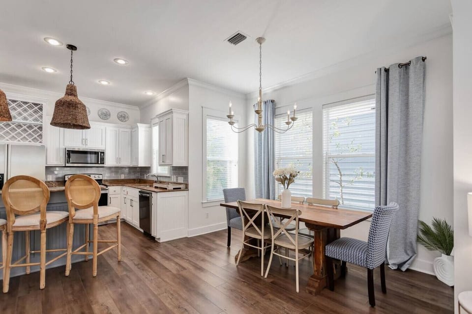 Dining Area attached to Kitchen