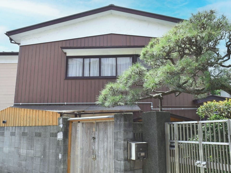 ・[Exterior] About 8 minutes walk from the station! A simple house near the harbor where you can live like a local