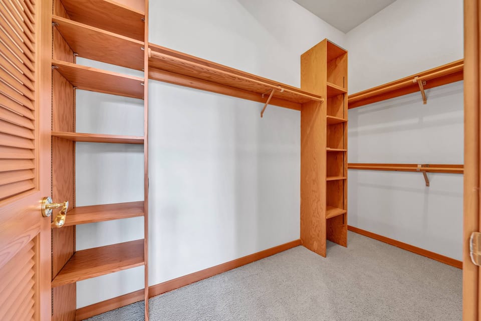 Bedroom 1: Walk-in closet