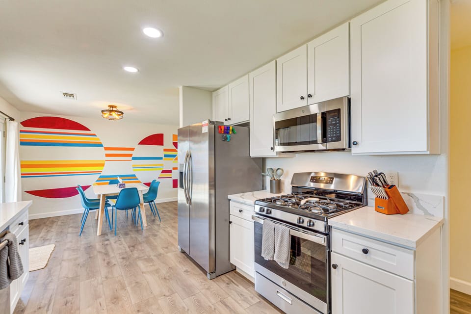 Kitchen | Drip/Single-Serve Coffee Maker | Crockpot | Cooking Basics