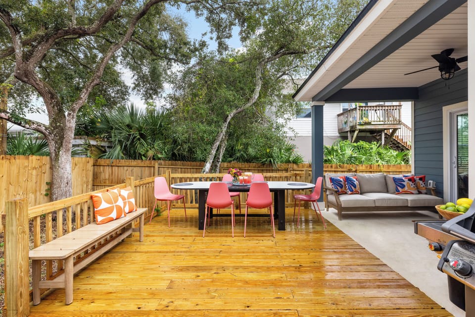 Welcome to Golden Hour & Blue Hour, a 2-home buyout!