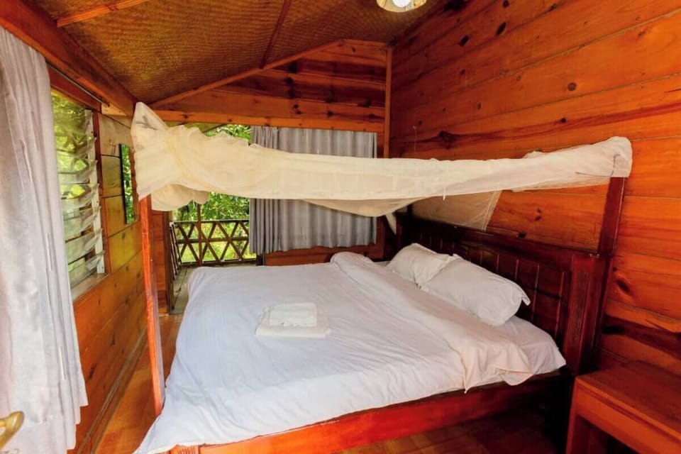 Comfort Double Room Single Use | Desk, laptop workspace, free WiFi