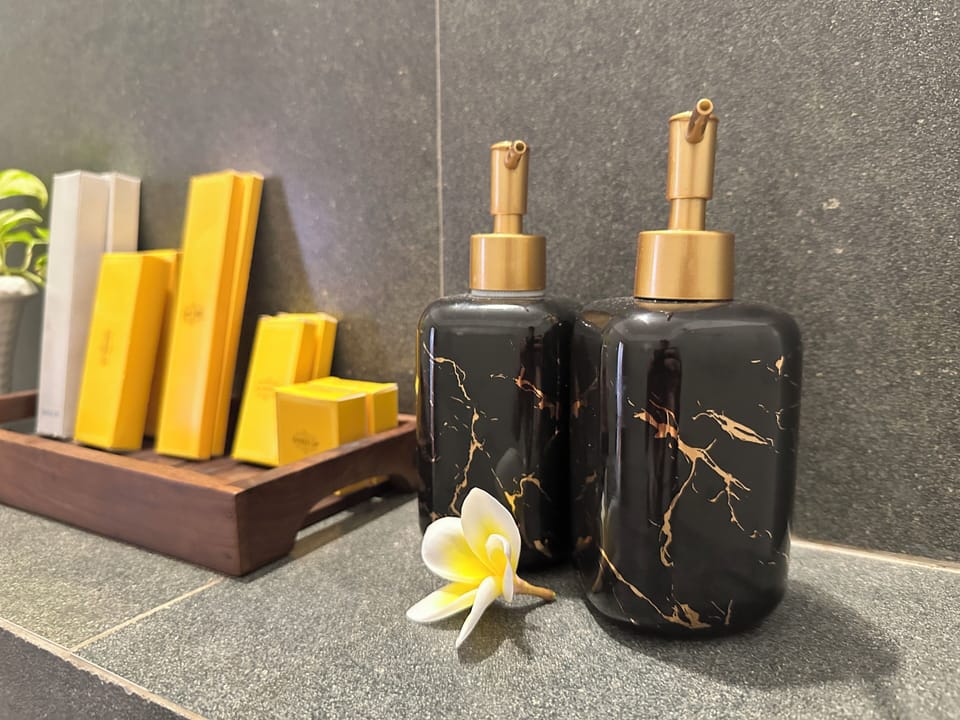 Shower, towels, soap, shampoo