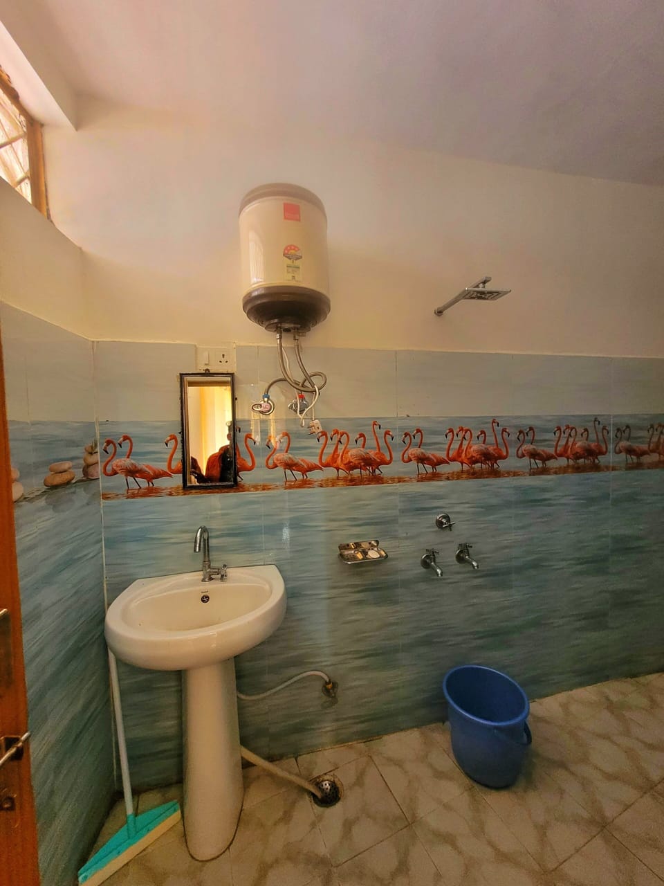 Shower, rainfall showerhead