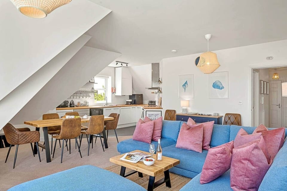 Dining Table Seats Eight