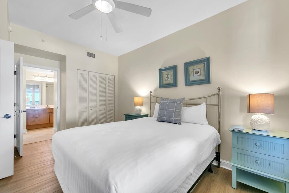 Guest bedroom