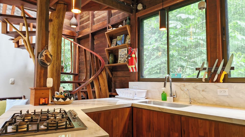 House, 2 Bedrooms, Mountainside | Private kitchen | Full-size fridge, microwave, stovetop, cookware/dishes/utensils
