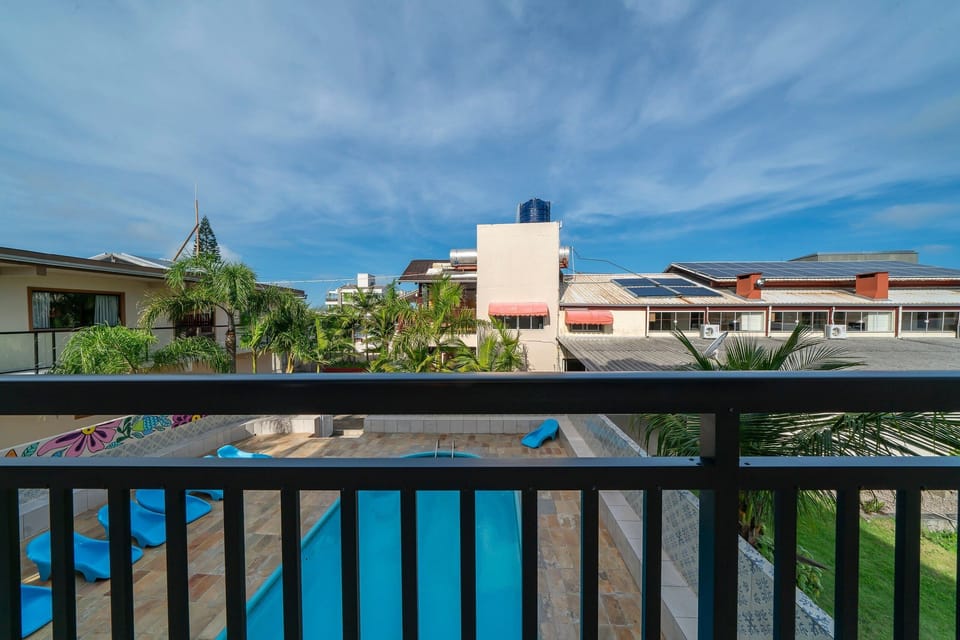 Double Room | Pool | Outdoor pool
