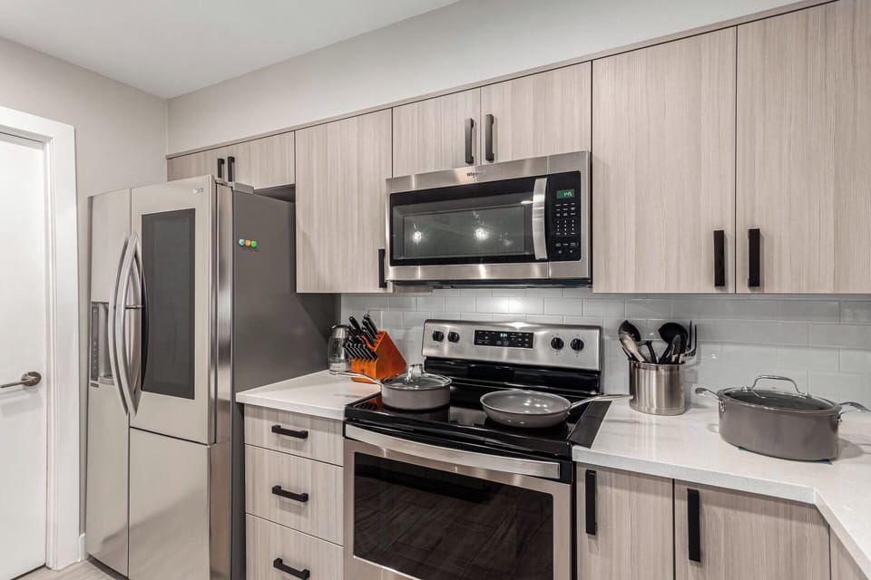 Fully stocked kitchen