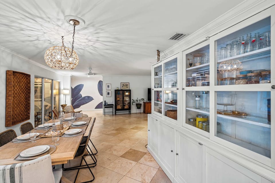 The dining area as seen in the direction of the living room