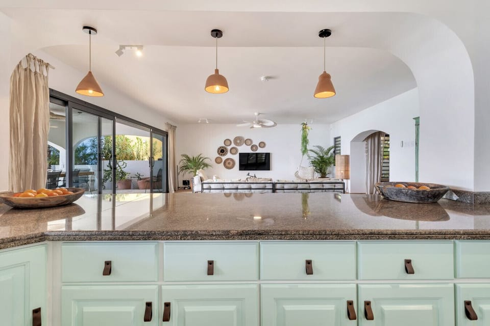 Open Kitchen