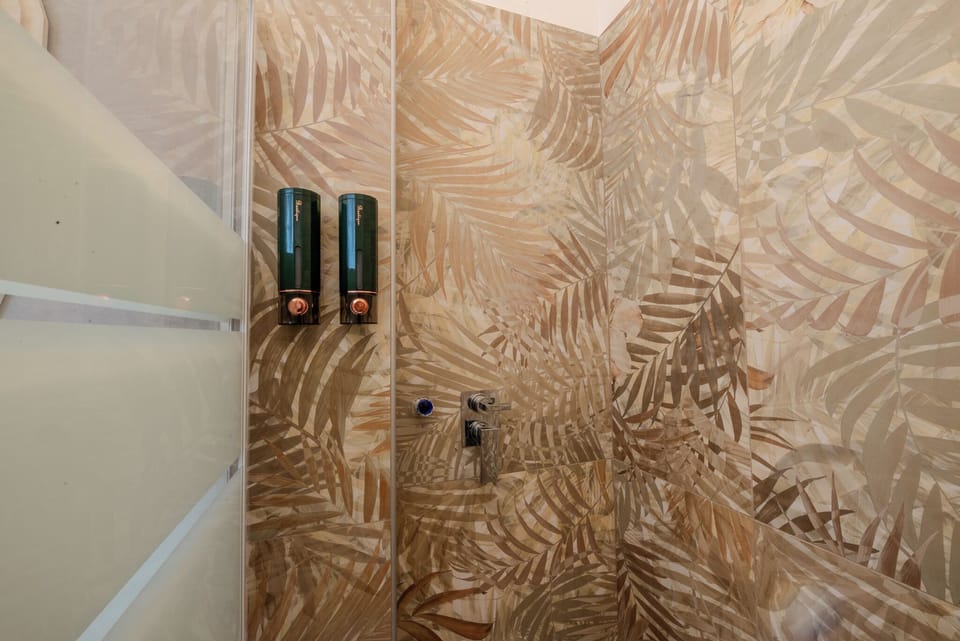 House, 2 Bedrooms, Balcony | Bathroom | Shower, hair dryer, bidet, towels