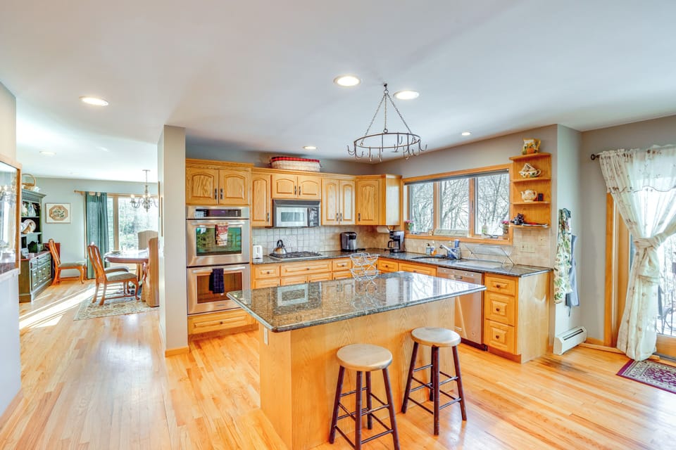 Kitchen | 1st Floor | Keurig & Drip Coffee Makers | Toaster | Cooking Basics
