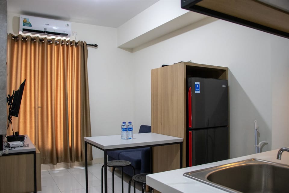 Standard Apartment, 1 Bedroom (Apartment) | Private kitchen | Fridge