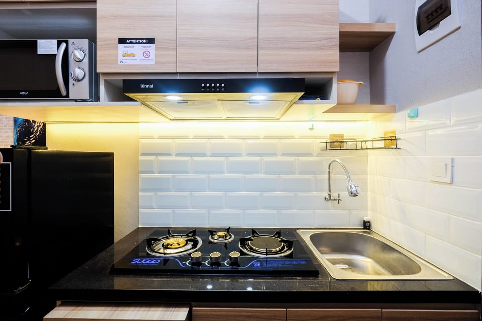 Standard Studio, 1 Bedroom (Apartment) | Private kitchen | Fridge
