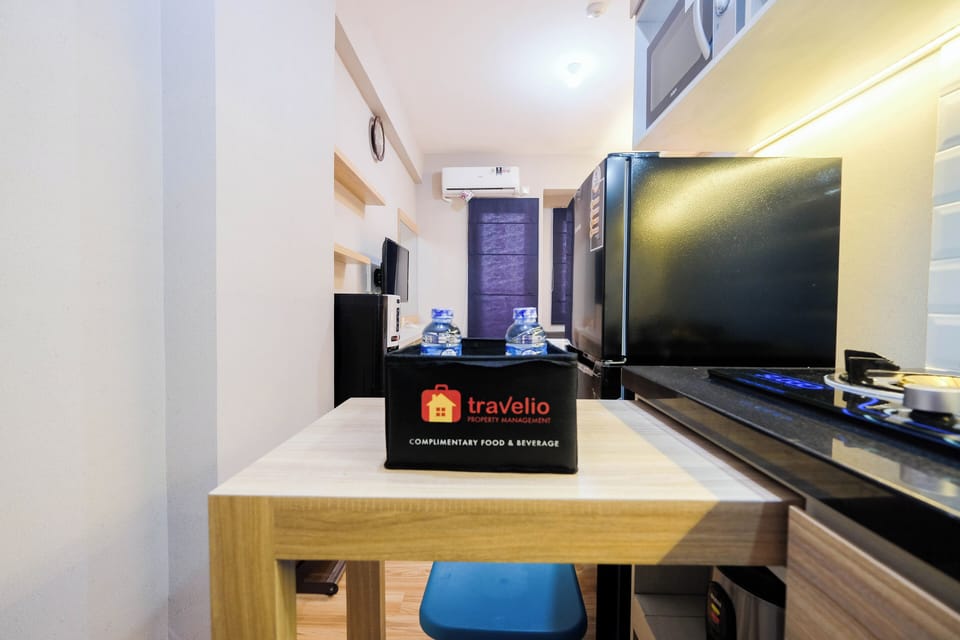 Standard Studio, 1 Bedroom (Apartment) | Private kitchen | Fridge
