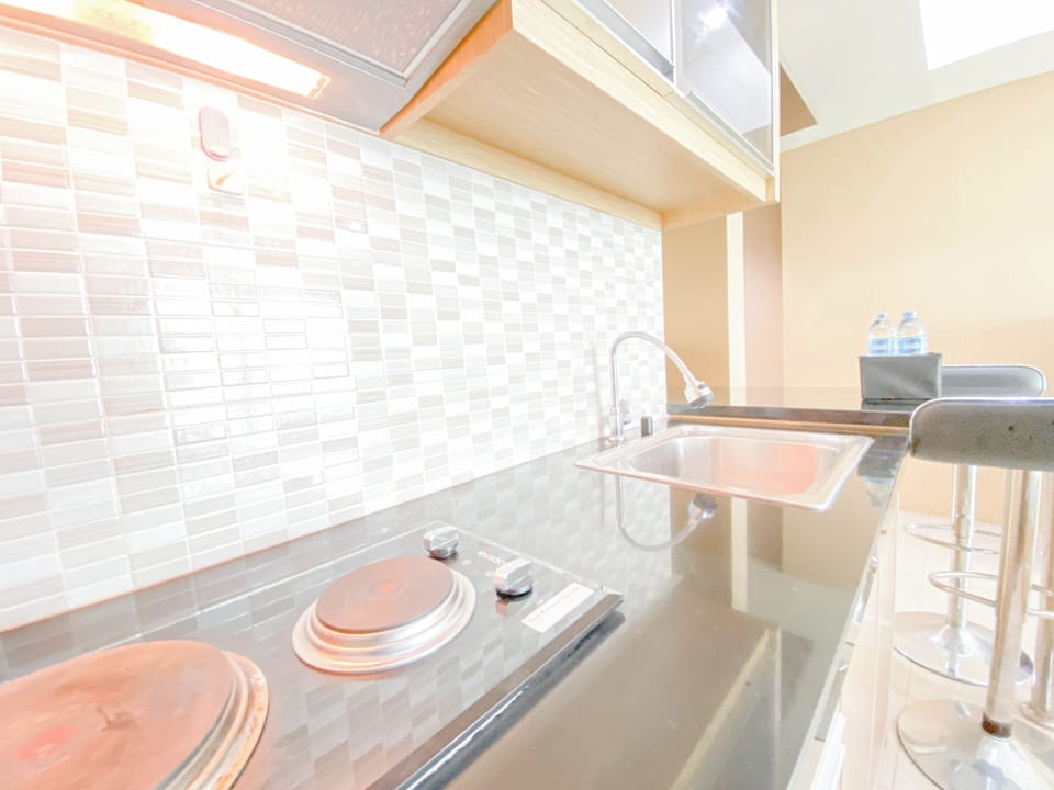 Standard Studio, 1 Bedroom (Apartment) | Private kitchen | Fridge, rice cooker