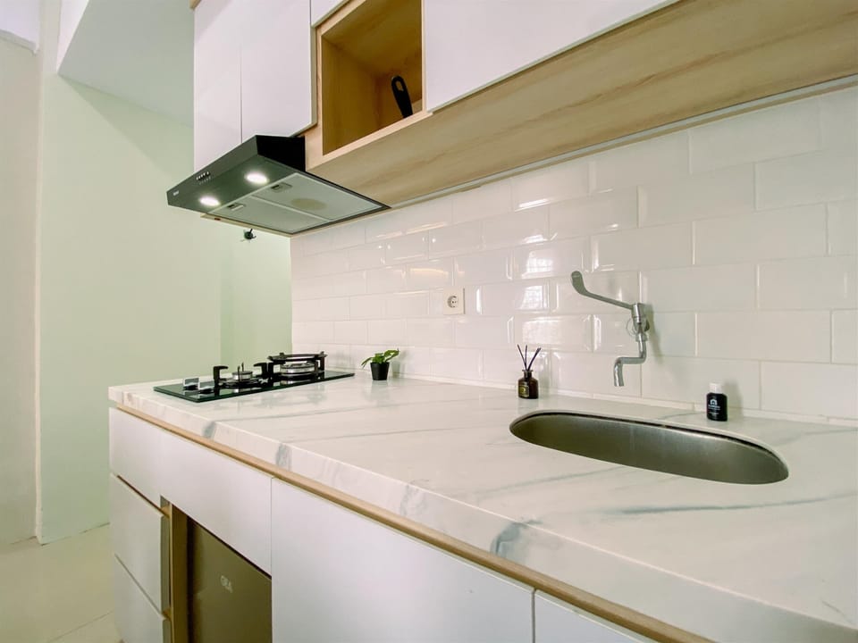 Standard Studio, 1 Bedroom (Apartment) | Private kitchen | Fridge