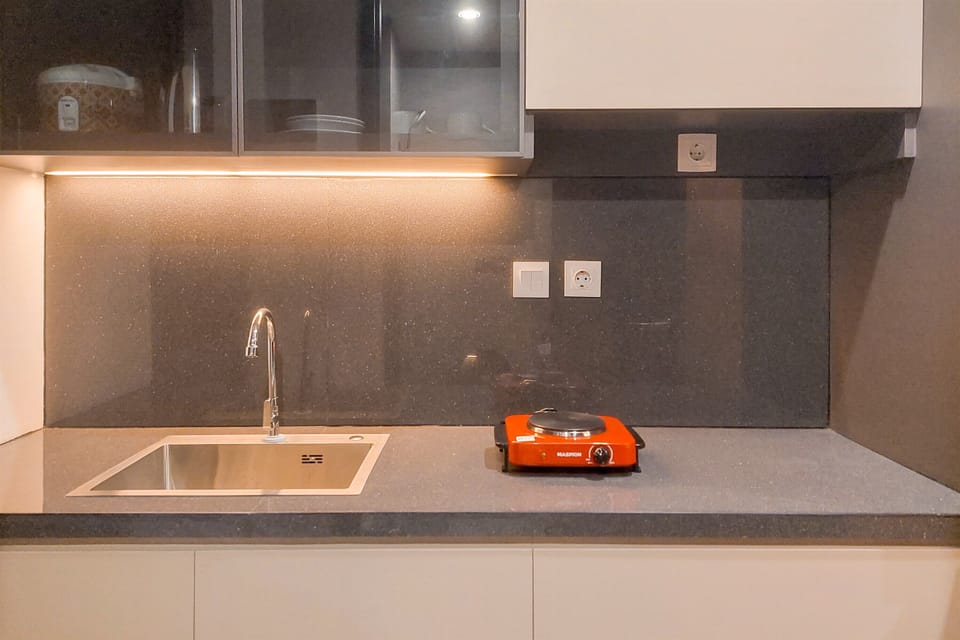 Standard Studio, 1 Bedroom (Apartment) | Private kitchen | Fridge