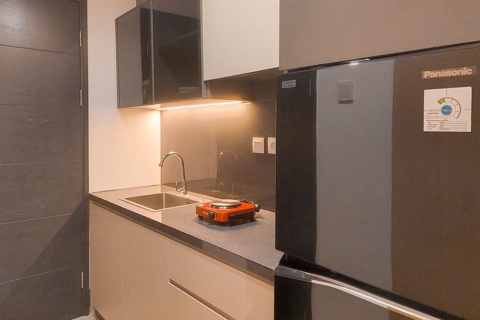 Standard Studio, 1 Bedroom (Apartment) | Private kitchen | Fridge