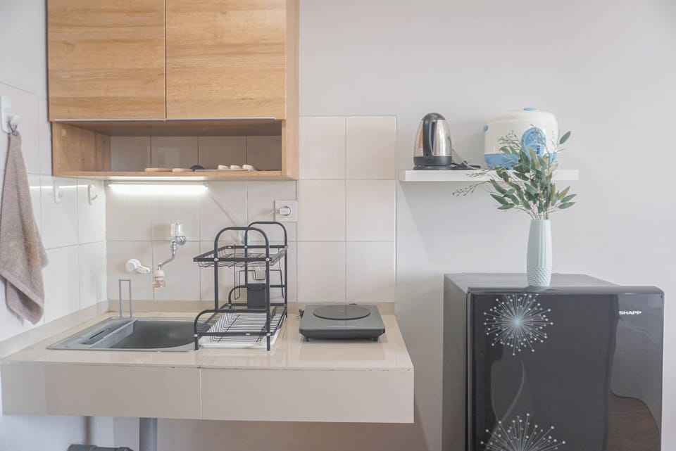 Standard Studio, 1 Bedroom (Apartment) | Private kitchen | Fridge, electric kettle, rice cooker