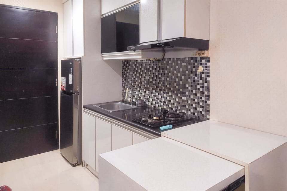 Standard Studio, 1 Bedroom (Apartment) | Private kitchen | Fridge