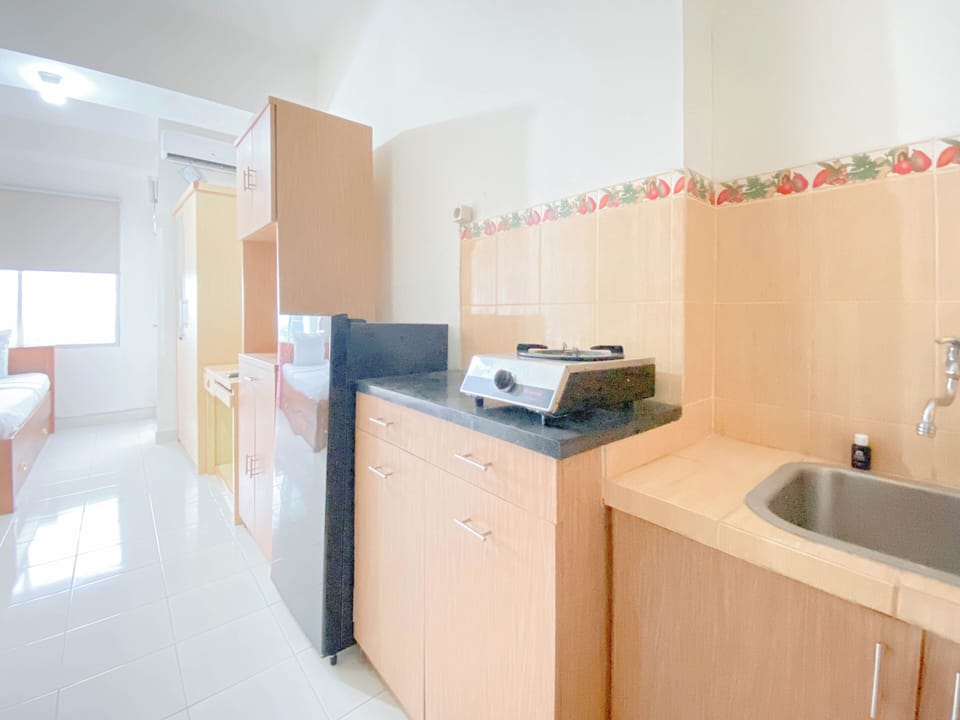 Standard Studio, 1 Bedroom (Apartment) | Private kitchen | Fridge, rice cooker