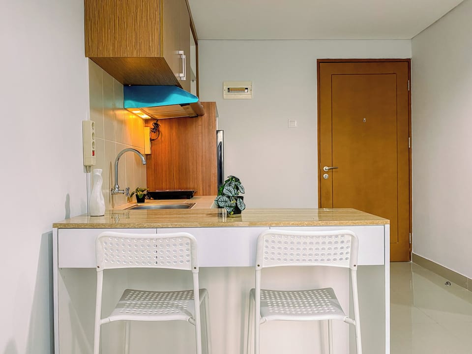 Standard Apartment, 1 Bedroom (Apartment) | In-room dining