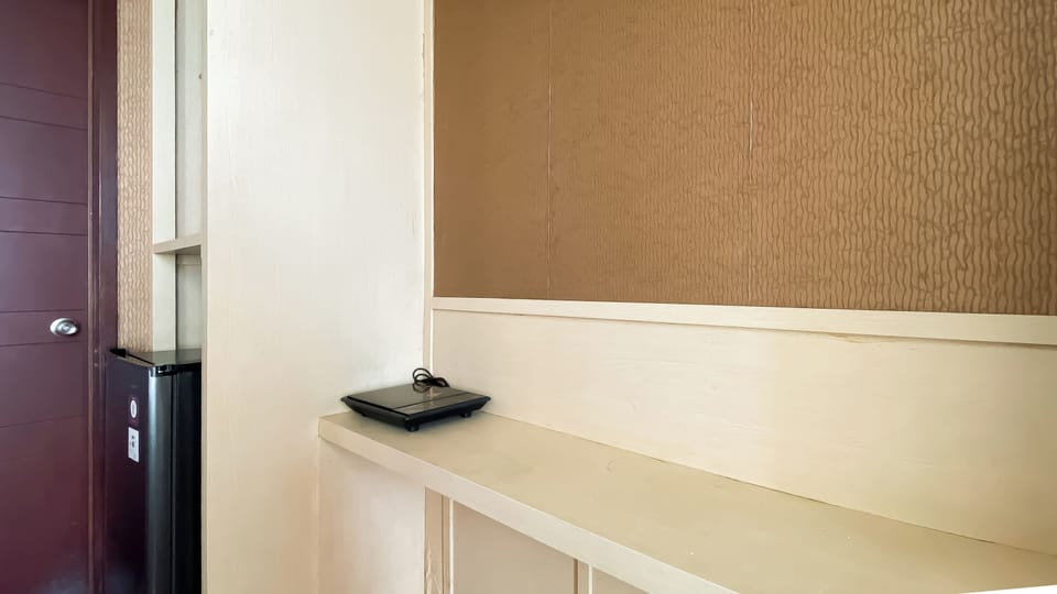 Standard Studio, 1 Bedroom (Apartment) | Private kitchen | Fridge, rice cooker