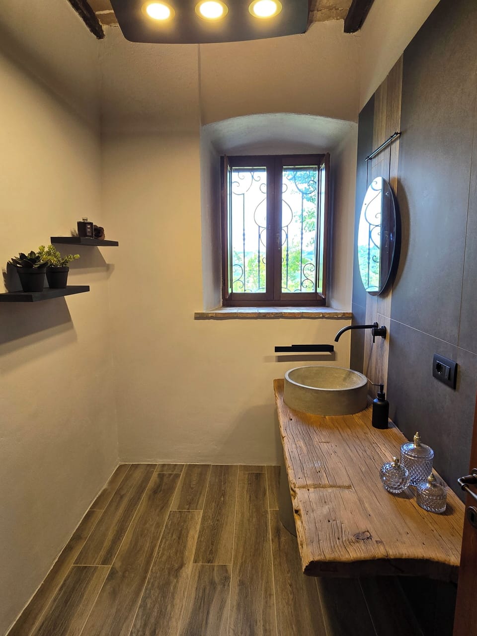 Bathroom #5