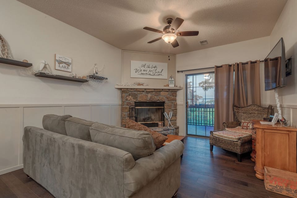 Living Room - Living Room