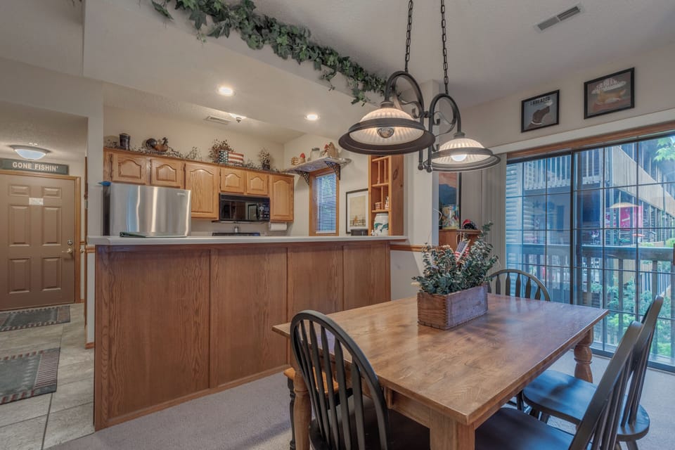 Dining - Dining Room